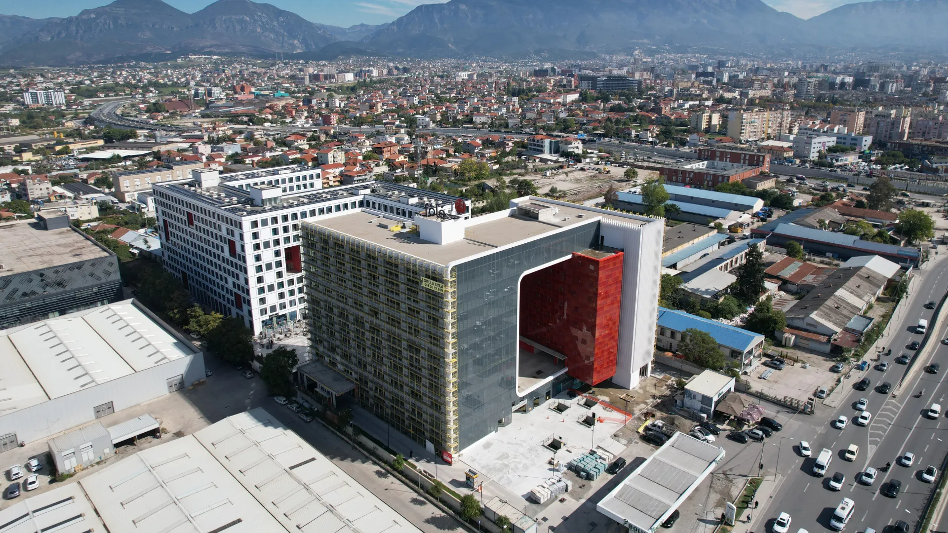 Lapraka Multifunctional Center